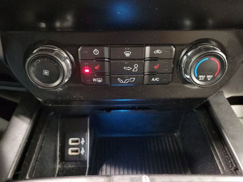 Used 2020 Ford F150 XLT w/ Equipment Group 302A Luxury image 17