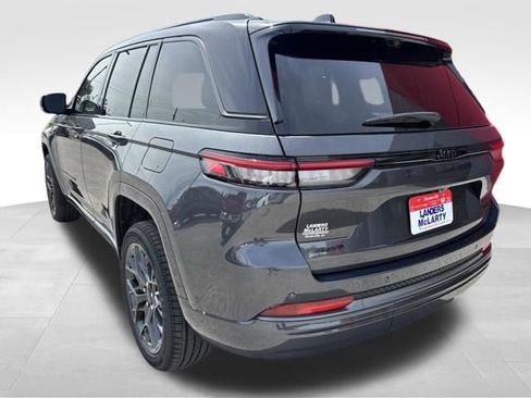 New 2026 Jeep Grand Cherokee Summit AWD/4WD image 4