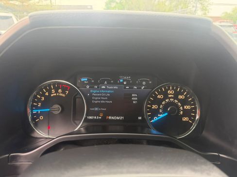 Used 2016 Ford F150 Lariat w/ Equipment Group 502A Luxury AWD/4WD image 10