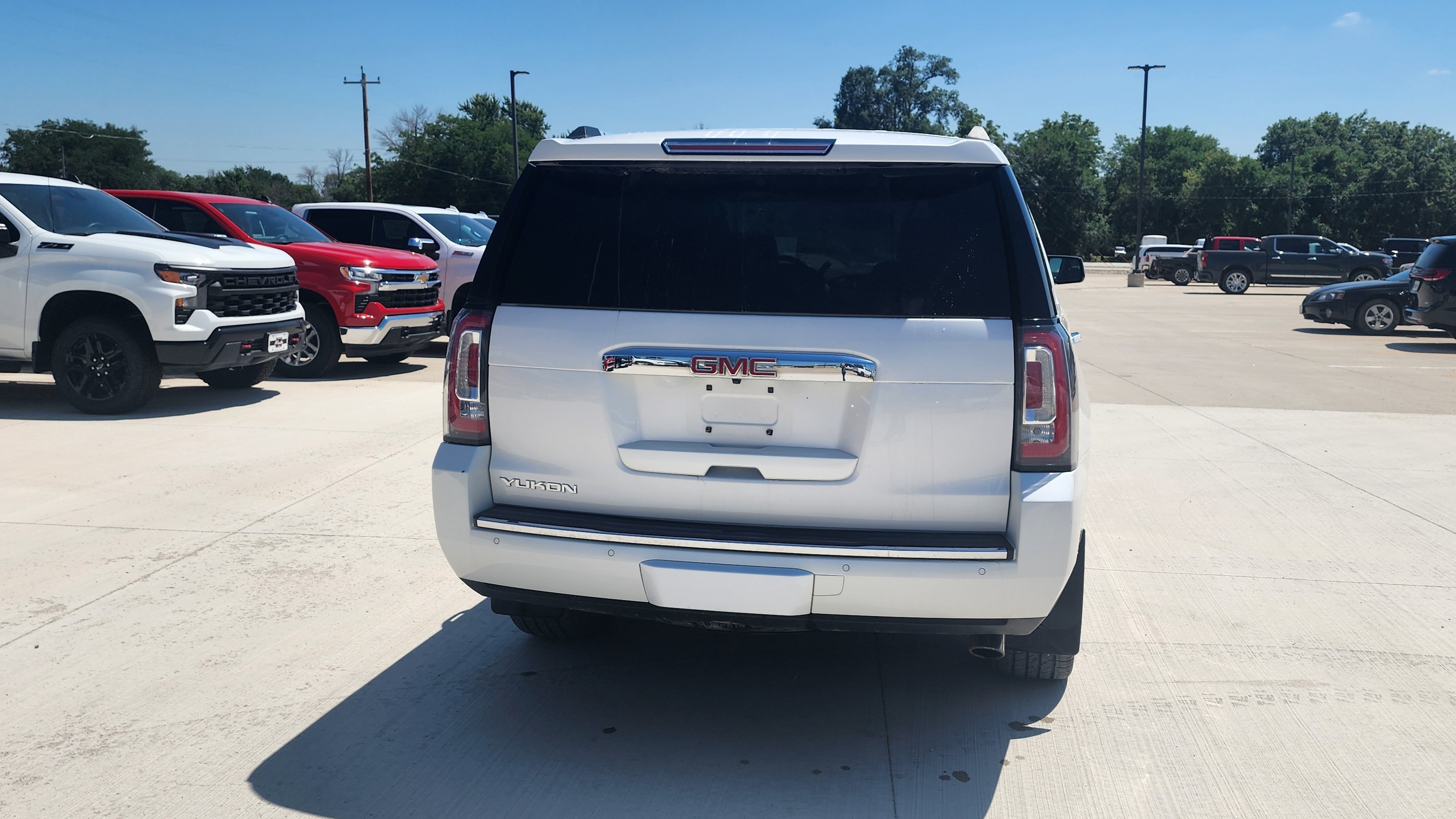 Used 2019 GMC Yukon Denali w/ Denali Ultimate Package AWD/4WD image 6