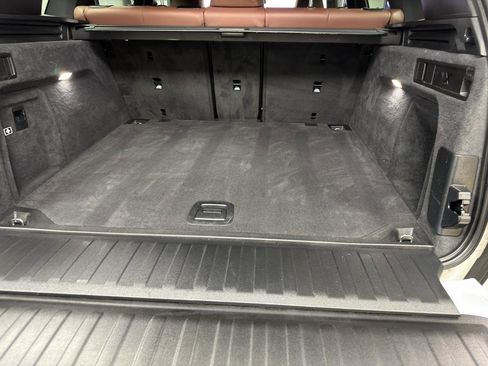 Used 2022 BMW X5 xDrive40i w/ M Sport Package image 40