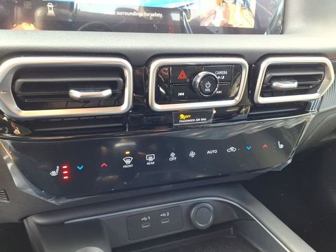 New 2026 Nissan Sentra SR image 12