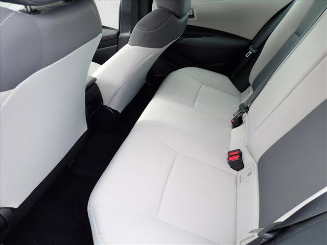 Used 2022 Toyota Corolla LE FWD image 8