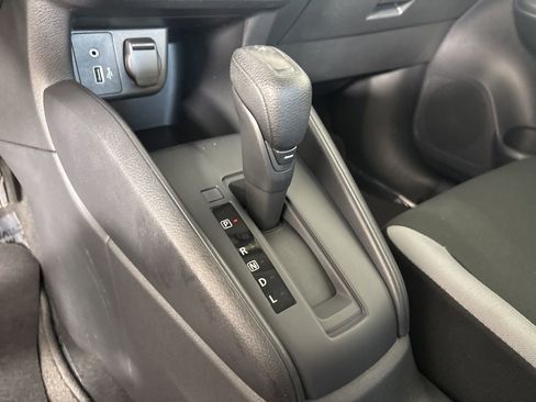 Used 2025 Nissan Versa S image 17