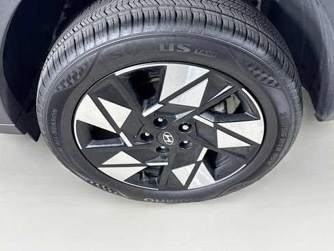 Used 2024 Hyundai Kona SEL image 35