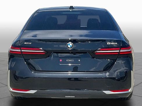 Used 2026 BMW 540i xDrive w/ Premium Package AWD/4WD image 4