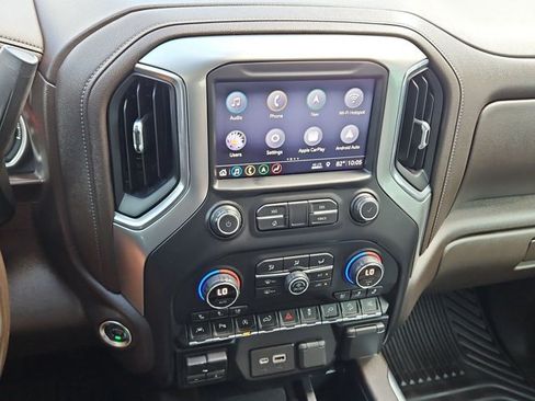 Used 2019 Chevrolet Silverado 1500 LTZ w/ LTZ Premium Package AWD/4WD image 15
