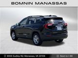 Used 2022 GMC Terrain SLE w/ Driver Convenience Package image 4
