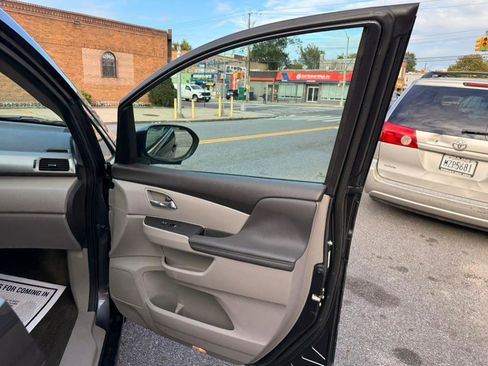 Used 2016 Honda Odyssey SE image 20