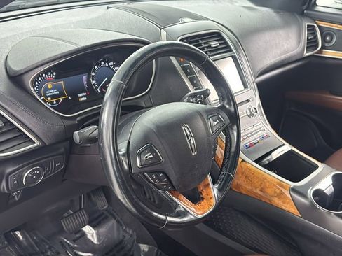 Used 2016 Lincoln MKX Reserve w/ Climate Package image 36