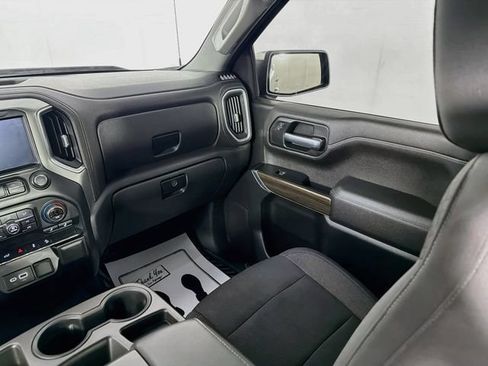 Used 2019 Chevrolet Silverado 1500 LT w/ Convenience Package AWD/4WD image 23
