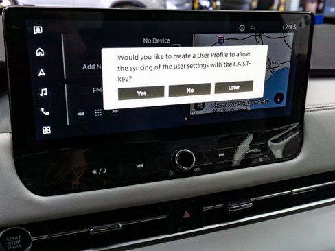 New 2025 Mitsubishi Outlander SE image 11