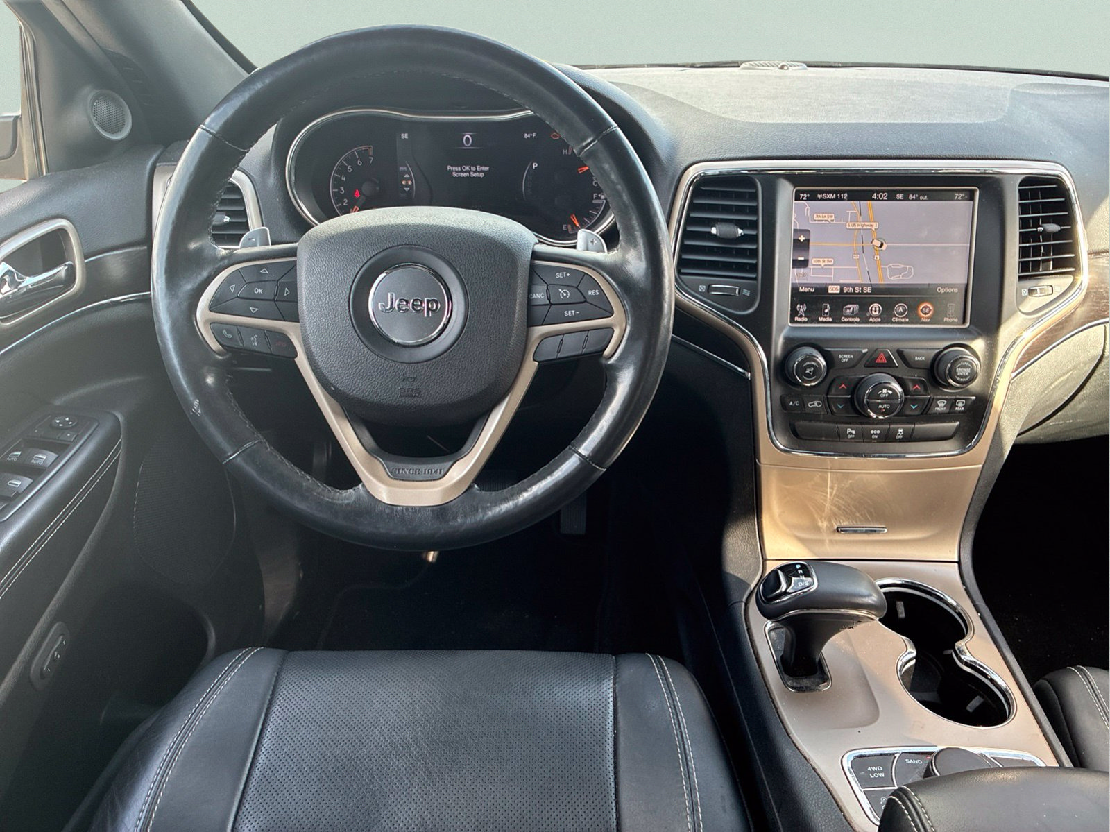 Used 2014 Jeep Grand Cherokee Limited w/ Luxury Group II AWD/4WD image 21