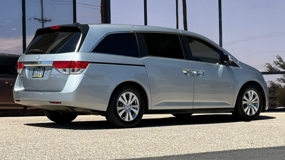 Used 2016 Honda Odyssey EX-L image 12