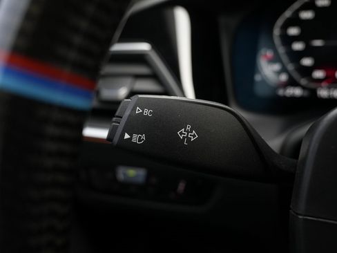 Used 2022 BMW 330i xDrive Sedan w/ M Sport Package image 91