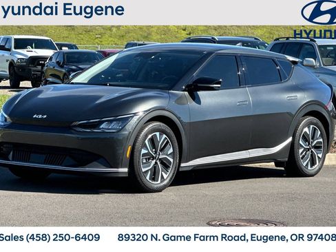 Used 2023 Kia EV6 Light RWD image 9