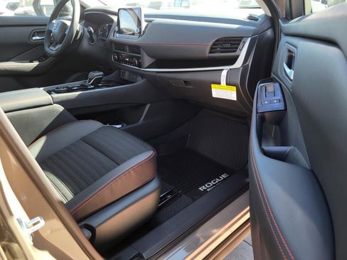 New 2026 Nissan Rogue SV AWD/4WD image 13