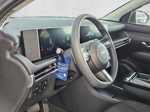 New 2026 Hyundai Tucson SEL image 3