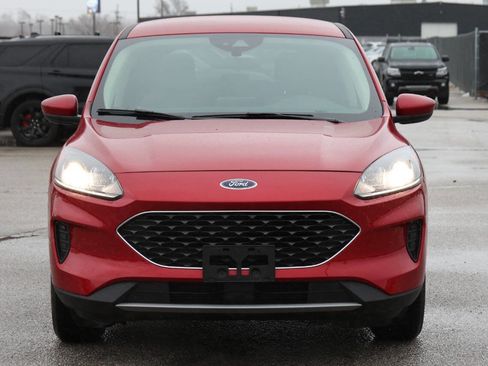 Used 2020 Ford Escape SE image 5