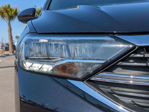 Used 2024 Volkswagen Jetta S image 10