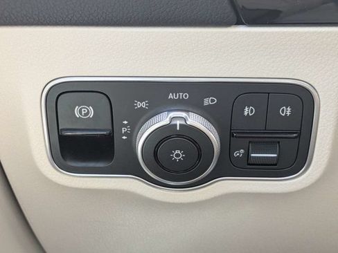 Used 2021 Mercedes-Benz GLA 250 image 27