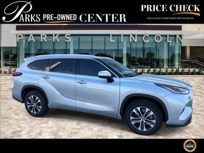 Used 2021 Toyota Highlander XLE