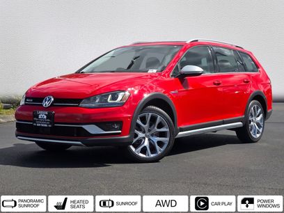 Used 2017 Volkswagen Golf Alltrack SE