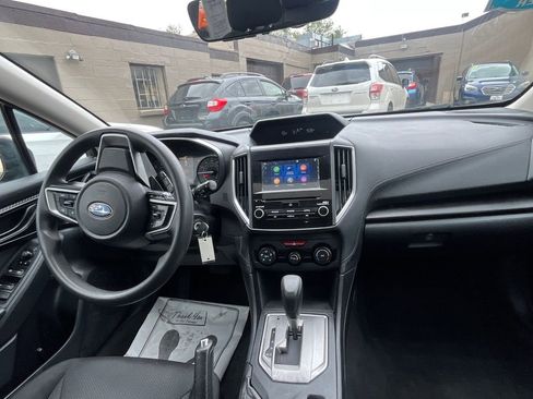 Used 2018 Subaru Impreza 2.0i Premium AWD/4WD image 17