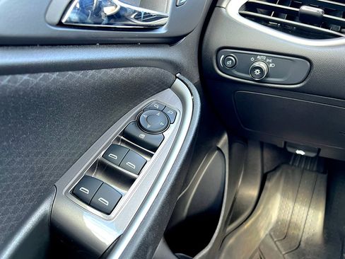 Used 2024 Chevrolet Malibu RS w/ LPO, Floor Liner Package image 16