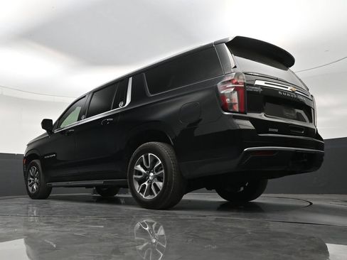Used 2024 Chevrolet Suburban LS RWD image 22