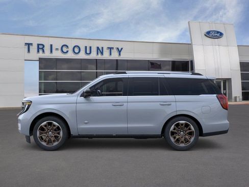 New 2026 Ford Expedition King Ranch AWD/4WD image 3