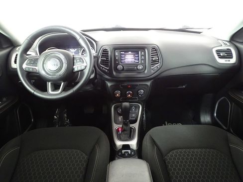 Used 2018 Jeep Compass Sport w/ Mopar Graphics Package image 28