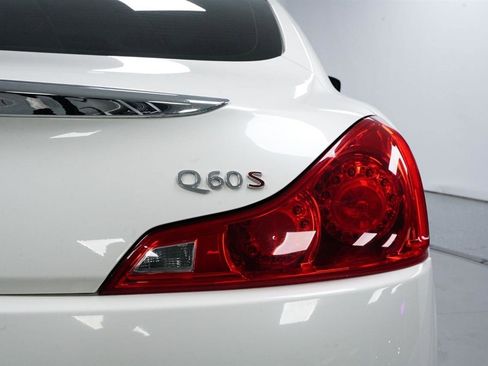 Used 2015 INFINITI Q60 Journey w/ Premium Package image 7