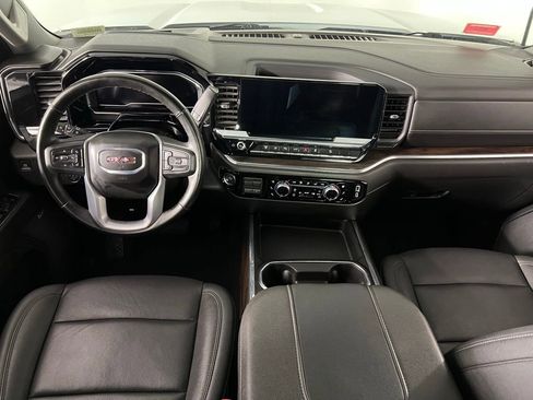 Used 2025 GMC Sierra 3500 SLT w/ SLT Premium Package image 13