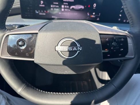 Certified 2025 Nissan Murano SL AWD/4WD image 10