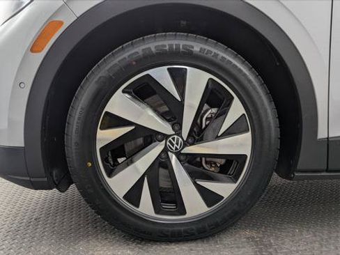Used 2023 Volkswagen ID.4 2WD image 29