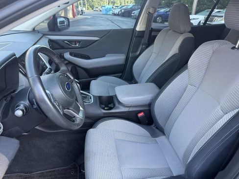 Used 2024 Subaru Outback Premium AWD/4WD image 8