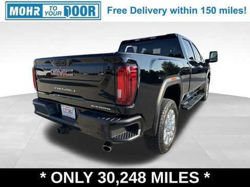Used 2022 GMC Sierra 3500 Denali AWD/4WD image 8