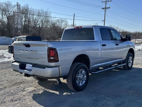 New 2026 RAM 3500 Big Horn AWD/4WD image 21
