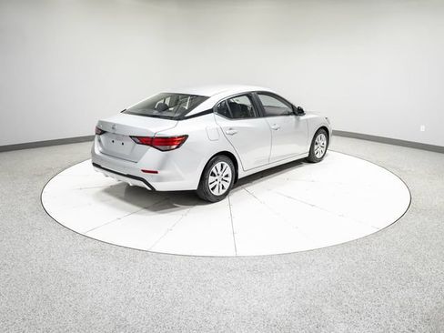 Used 2022 Nissan Sentra S FWD image 27