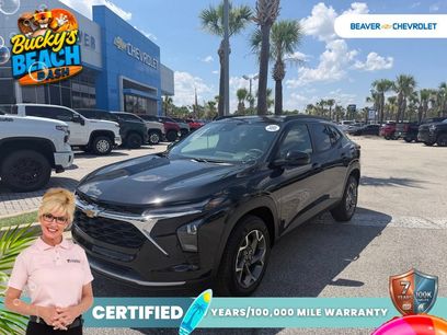 Used 2025 Chevrolet Trax LT