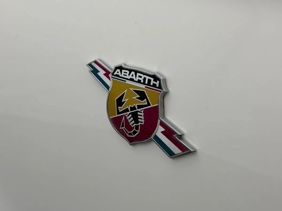 Used 2013 FIAT 500 Abarth FWD image 6