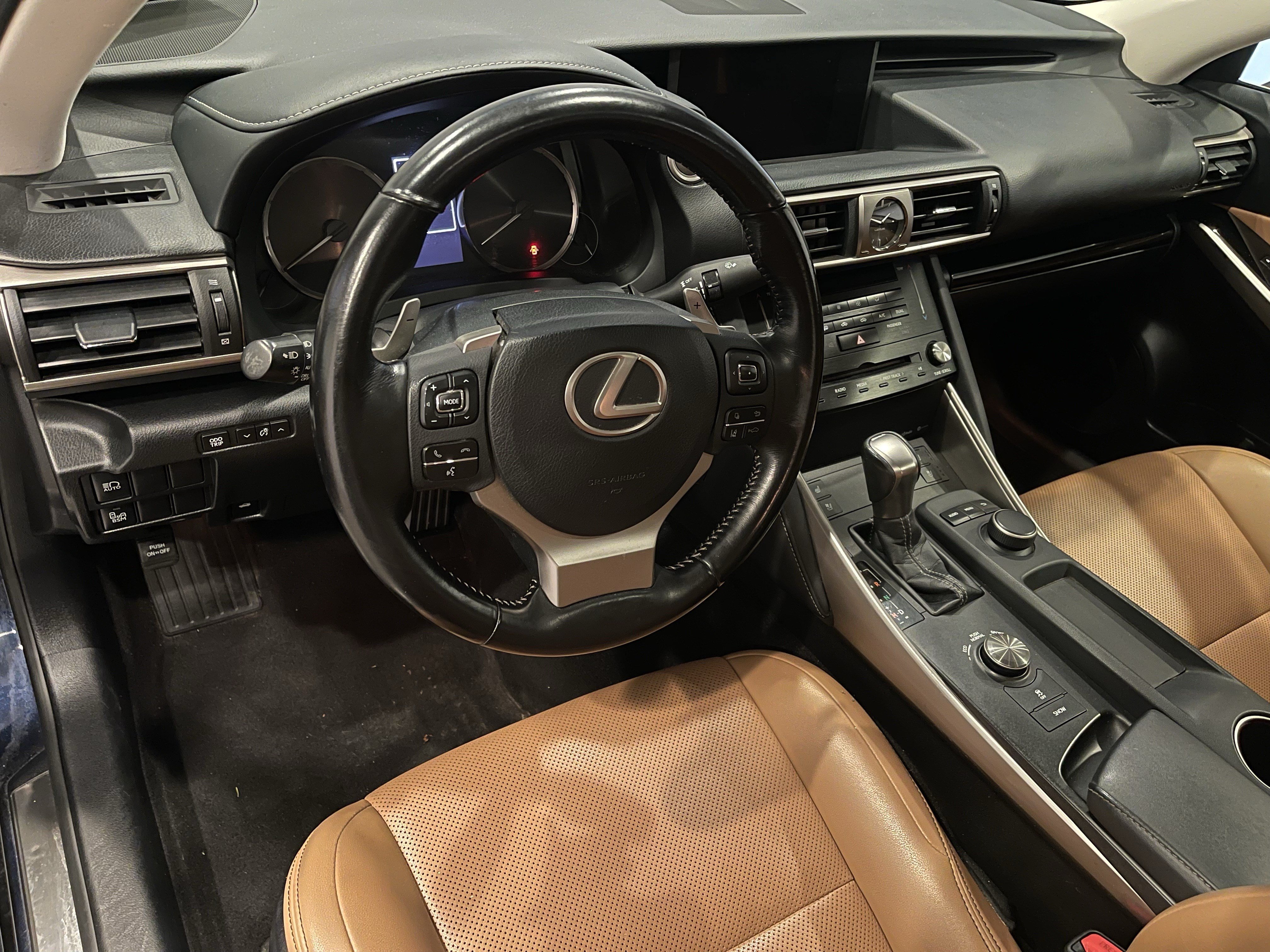 Used 2017 Lexus IS 300 AWD w/ Premium Package image 13