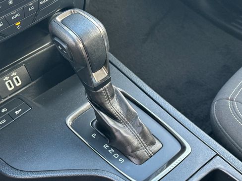 Used 2020 Ford Ranger XLT w/ Equipment Group 301A Mid image 17