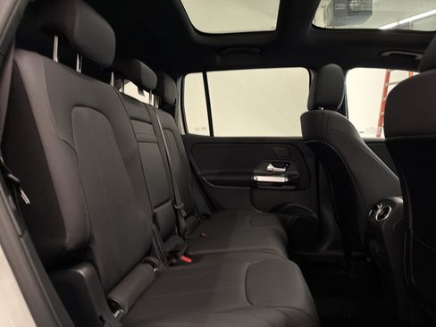 Used 2026 Mercedes-Benz GLB 250 image 29