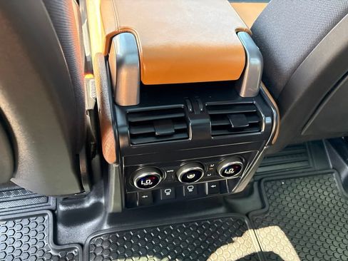Used 2021 Land Rover Defender 110 X AWD/4WD image 21