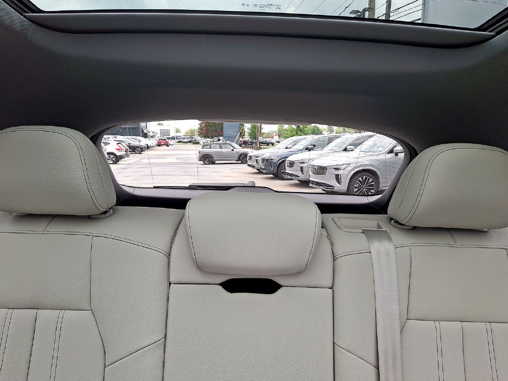 Used 2025 Audi Q5 Premium AWD/4WD image 13