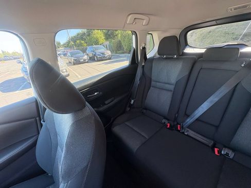 Used 2025 Nissan Rogue SV AWD/4WD image 41
