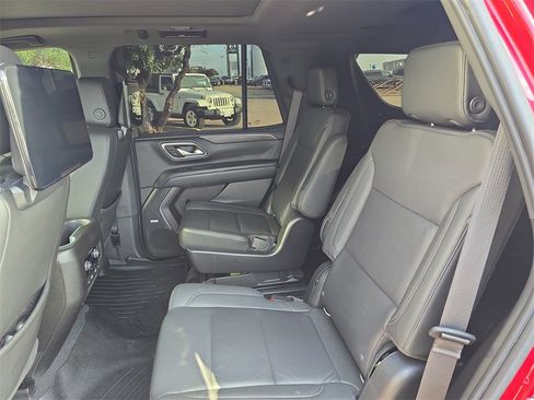 Used 2021 Chevrolet Tahoe Z71 w/ Rear Media and Nav Package image 15