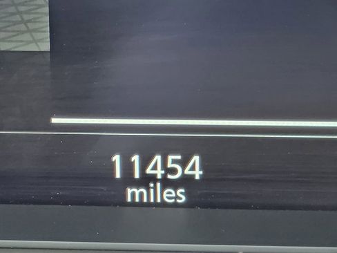 Used 2025 Nissan Rogue Platinum image 36